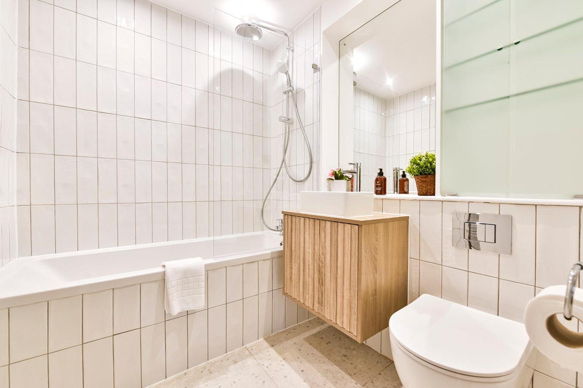 Wonderful Fitzrovia 3 Bed Apartment Londra Esterno foto